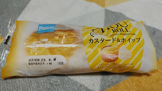 「Pasco おいしいシューロール カスタード＆ホイップ 袋1個」のクチコミ画像 by やっぺさん