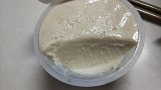 「雪印メグミルク 食感工房 なめらかバナナプリン 4個（70g×4）」のクチコミ画像 by なんやかんやさん
