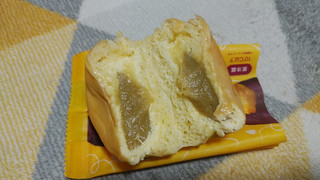 「八天堂 冷やして食べるとろけるくりーむパン 紅はるか」のクチコミ画像 by やっぺさん