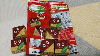 「チロル チロルチョコ 甘栗チロル 袋6個」のクチコミ画像 by やっぺさん
