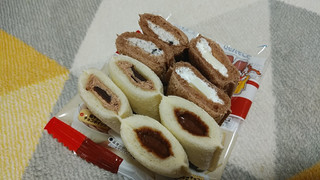 「ヤマザキ ランチパック 4種のチョコレート」のクチコミ画像 by やっぺさん