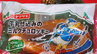 「ヤマザキ ドーナツステーション 牛乳仕込みのミルクチュロッキー ディズニーパッケージ 袋1個」のクチコミ画像 by ruccuさん
