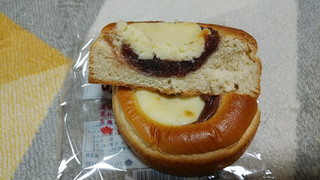 「タカキベーカリー あん＆チーズ」のクチコミ画像 by やっぺさん