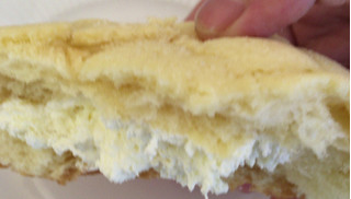 「Pasco ホイップメロンパン チーズクリーム 袋1個」のクチコミ画像 by なでしこ5296さん