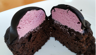 「スターバックス ハロウィンチョコレートケーキ」のクチコミ画像 by はるなつひさん