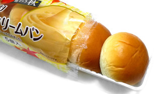 「ヤマザキ 薄皮 りんご入り カスタードクリームパン 袋5個」のクチコミ画像 by つなさん