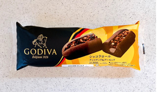 「ゴディバ GODIVA ショコラロール チョコチップ＆アーモンド」のクチコミ画像 by むぎっこさん