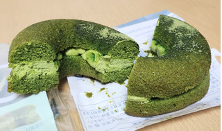 「ローソン Uchi Cafe’ お抹茶フィナンシェケーキ 京都府産宇治抹茶使用」のクチコミ画像 by たくすけさん