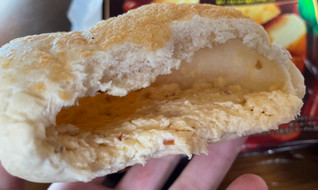 「第一パン もっちり仕立てのスモークチーズパン」のクチコミ画像 by 甘党の桜木さん
