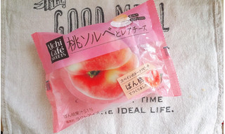 「ローソン Uchi Cafe’ SWEETS 桃ソルベとレアチーズ」のクチコミ画像 by ぷちとまとさん