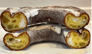 「ヤマザキ しっとりドーナツ ミルクホイップクリーム 袋1個」のクチコミ画像 by パン太郎さん