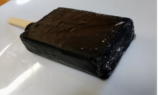 「赤城 漆黒のチーズケーキ 袋70ml」のクチコミ画像 by はるなつひさん