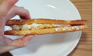 「ヤマザキ チーズサンド 袋1個」のクチコミ画像 by phnayaさん