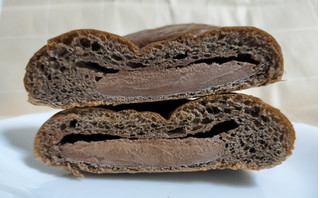 「ファミリーマート ファミマ・ベーカリー なめらかチョコクリームパン 袋1個」のクチコミ画像 by ゆるりむさん