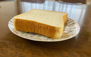 「セブンプレミアムゴールド 金の食パン 袋4枚」のクチコミ画像 by 千尋の彼氏さん