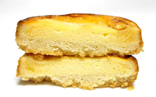 「Pasco 北海道チーズのベイクドタルト 袋1個」のクチコミ画像 by つなさん
