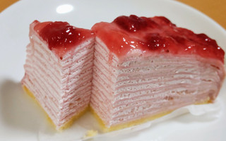 「ヤマザキ 苺のショートケーキ＆苺のミルクレープ」のクチコミ画像 by はるなつひさん