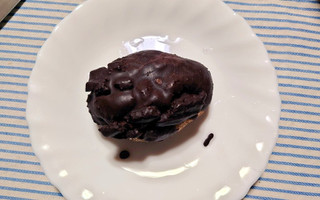 「ファミリーマート ファミマルSweets ブラックサンダー チョコクッキーエクレア」のクチコミ画像 by glaceさん