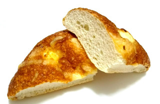 「ヤマザキ もっちりとしたチーズパン」のクチコミ画像 by つなさん