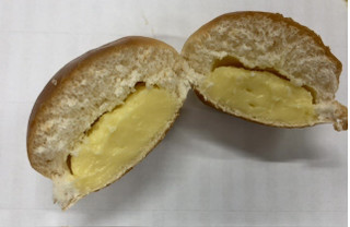 「ヤマザキ 薄皮 スイートポテトクリームパン 袋4個」のクチコミ画像 by きみまろさん