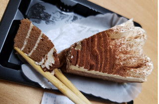 「メゾンブランシュ ショコラティラミスケーキ パック2個」のクチコミ画像 by はまポチさん