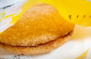 「十勝たちばな フレッシュパンセ チーズバター 袋1個」のクチコミ画像 by もぐのこさん