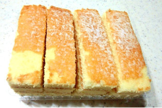 「Pasco 北海道牛乳生キャラメルケーキ 袋4個」のクチコミ画像 by レビュアーさん