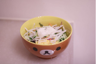 「ローソン とろろ芋と野菜のほうれんそう麺サラダ」のクチコミ画像 by Yulikaさん