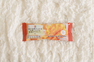 「セブンプレミアム まるで完熟マンゴーを冷凍したような食感のアイスバー 袋1本」のクチコミ画像 by Yulikaさん