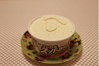 「明治 エッセル スーパーカップ チョコチップバニラ カップ200ml」のクチコミ画像 by Yulikaさん