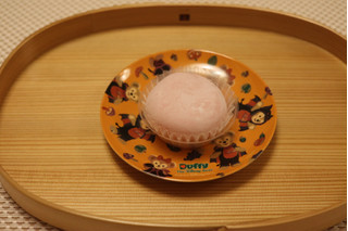 「セブン-イレブン マシュマロ食感！さくらクリーム大福」のクチコミ画像 by Yulikaさん