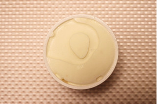 「すき家 Sukiya Sweets すき家のまろやかチーズアイス カップ122ml」のクチコミ画像 by Yulikaさん