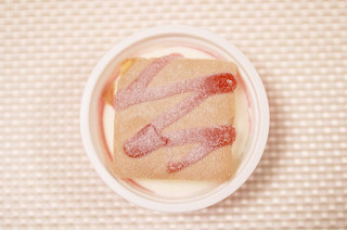「赤城 ミニケーキオンアイス ショートケーキ風 カップ110ml」のクチコミ画像 by Yulikaさん