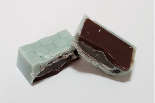 「チロル チロルチョコ チョコミントもち 1個」のクチコミ画像 by みにぃ321321さん