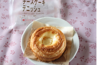 「タカキベーカリー チーズケーキデニッシュ 袋1個」のクチコミ画像 by レビュアーさん