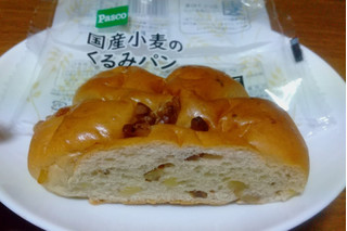 「Pasco 国産小麦のくるみパン 袋1個」のクチコミ画像 by uhkkieさん