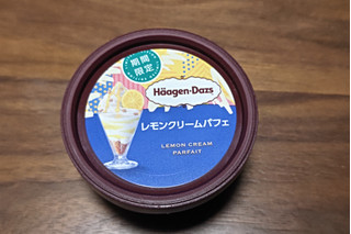 「ハーゲンダッツ ミニカップ レモンクリームパフェ カップ110ml」のクチコミ画像 by SHo5さん