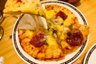 「コメダ特製ピザ」のクチコミ画像 by シナもンさん