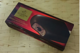 「ゴディバ チョコレートアイスバー ドゥブルショコラオンプラス 箱80ml」のクチコミ画像 by みにぃ321321さん