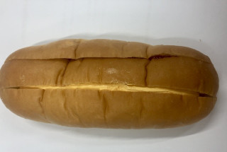 「ヤマザキ 大きなダブルロールパン メロンジャム＆メロンホイップ 北海道赤肉メロン 袋1個」のクチコミ画像 by きみまろさん