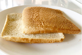 「リョーユーパン パンのミミ 6枚」のクチコミ画像 by コーンスナック好きさん