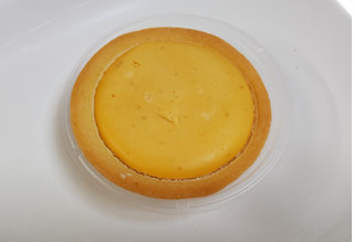 「カルディ オレンジ香る生チーズタルト」のクチコミ画像 by はるなつひさん