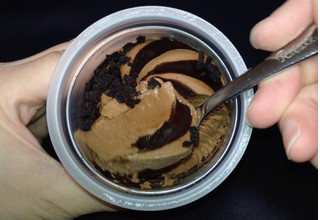 「明治 チョコレートアイスパフェ カップ185ml」のクチコミ画像 by nya-koさん