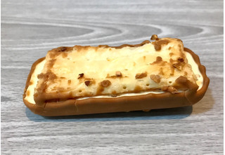 「ローソン Uchi Cafe’ SWEETS キャラメルとチーズのパイスティック」のクチコミ画像 by レビュアーさん