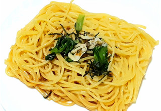 「マ・マー 超もち生パスタ あさりの旨み広がる濃厚バター醤油風味 袋260g」のクチコミ画像 by つなさん