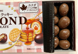 「ロッテ アーモンドチョコレート メープル＆クッキー 箱76g」のクチコミ画像 by SANAさん