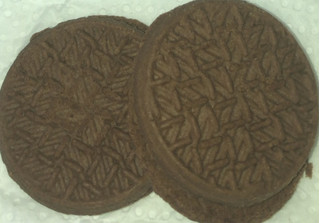 「フルタ チョコサンドクッキー 箱10枚」のクチコミ画像 by Anchu.さん