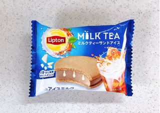 「リプトン ミルクティーサンドアイス 袋75ml」のクチコミ画像 by むぎっこさん