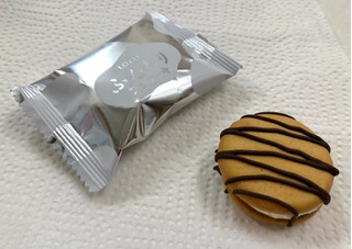 「ロッテ ふんわりプチケーキ バニラ＆チョコ 袋8個」のクチコミ画像 by SANAさん