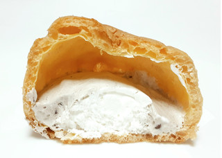 「ヤマザキ 大きなツインシュー クッキークリーム＆ホイップ 袋1個」のクチコミ画像 by つなさん
